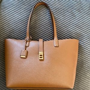 ***SOLD***Michael Kors Pebbled Leather Karson Carryall Tote